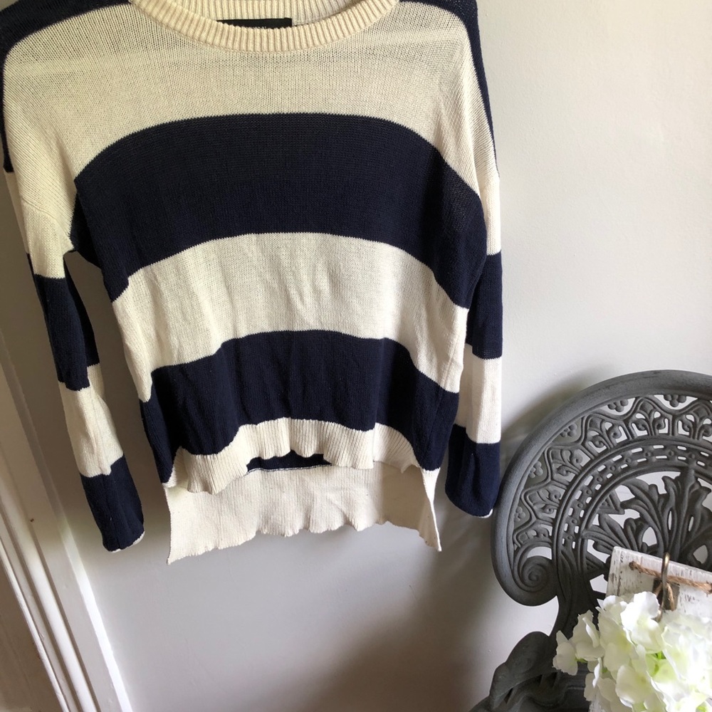 Forever 21 long sleeve sweater